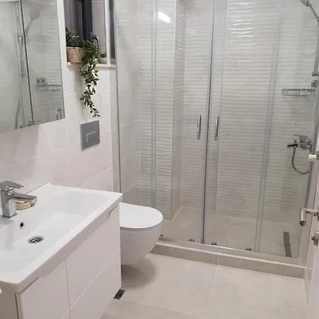 Le Bonheur Deux Solid Butoaie Apartamento *