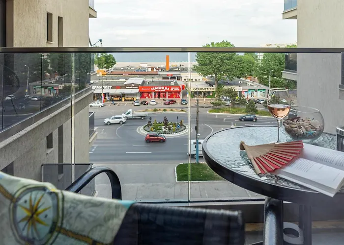 Appartamento Le Bonheur Deux Solid Butoaie *