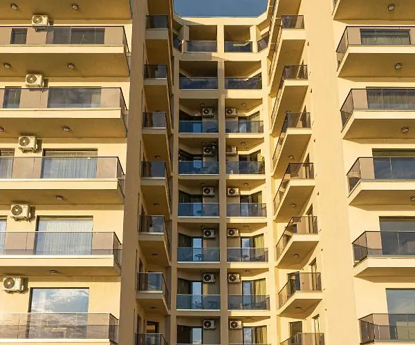 Appartamento Le Bonheur Deux Solid Butoaie Mamaia