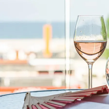 Apartment Le Bonheur Deux Solid Butoaie Mamaia
