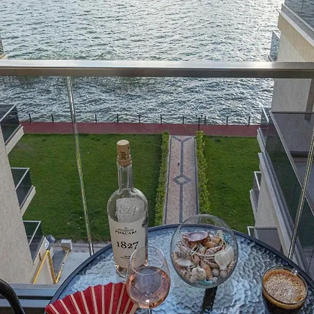 Le Bonheur Deux Solid Butoaie Apartment Mamaia