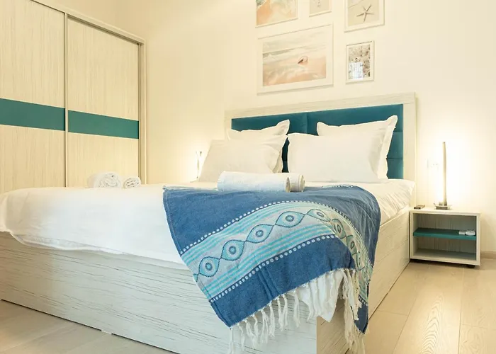 Le Bonheur Deux Solid Butoaie