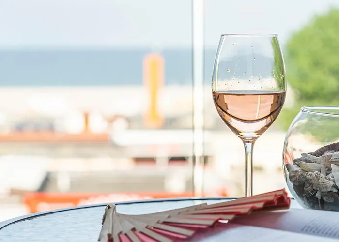 Apartment Le Bonheur Deux Solid Butoaie Mamaia